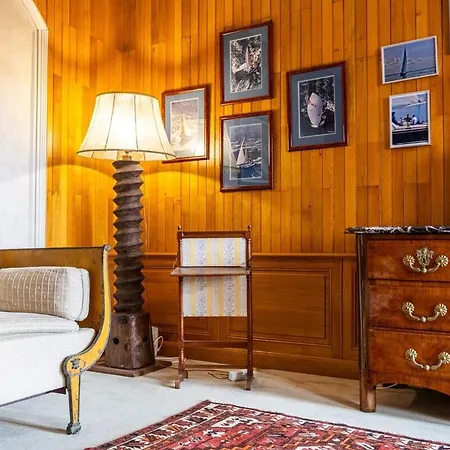 Maison d'hôtes Maison Cognac Godet - Unique Demeure Historique 4*