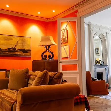 Maison Cognac Godet - Unique Demeure Historique